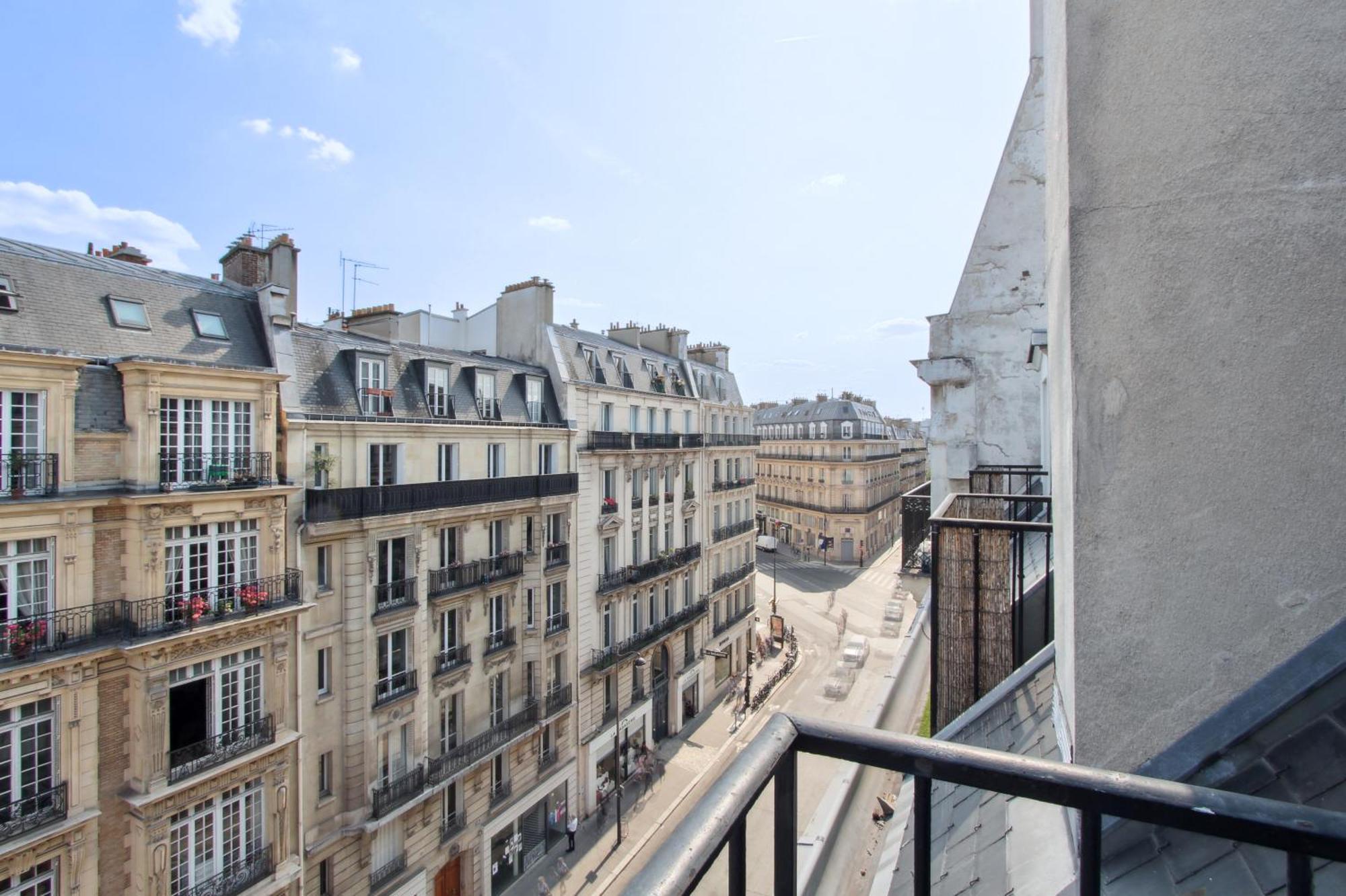 Appartement Lovely Studio For 2 People In By Weekome *
